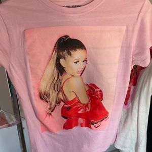 Ariana grande DWT merch